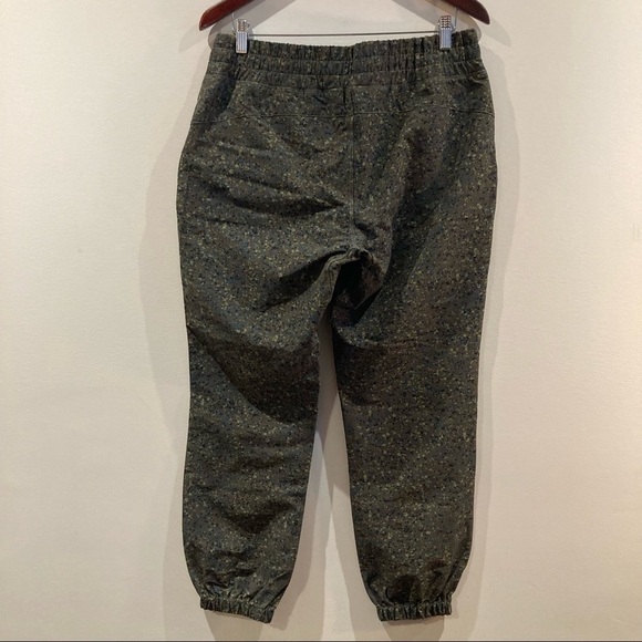 MEC Sz 12 Wanderwall Comfort Outdoors Elastic Waist  and Hem Pockets Pants - Picture 4 of 7